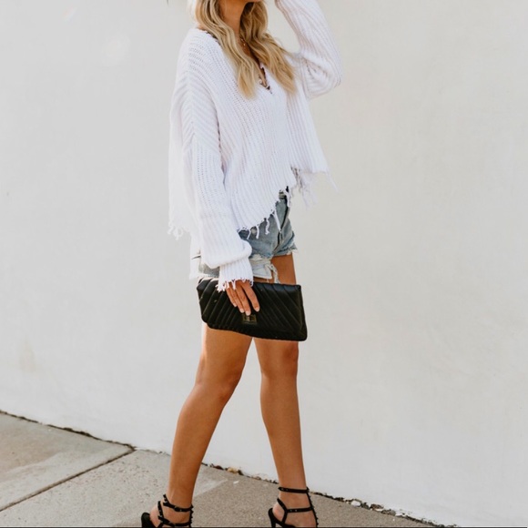 NWT Frayed Distressed Knit Off White Sweater Top - Picture 3 of 8